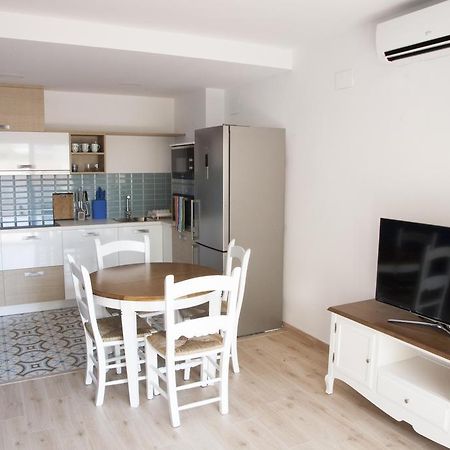 Mont-Roig Apartment Камбрильс Номер фото