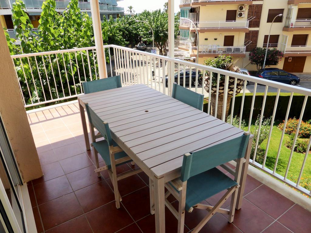 Mont-Roig Apartment Камбрильс Номер фото