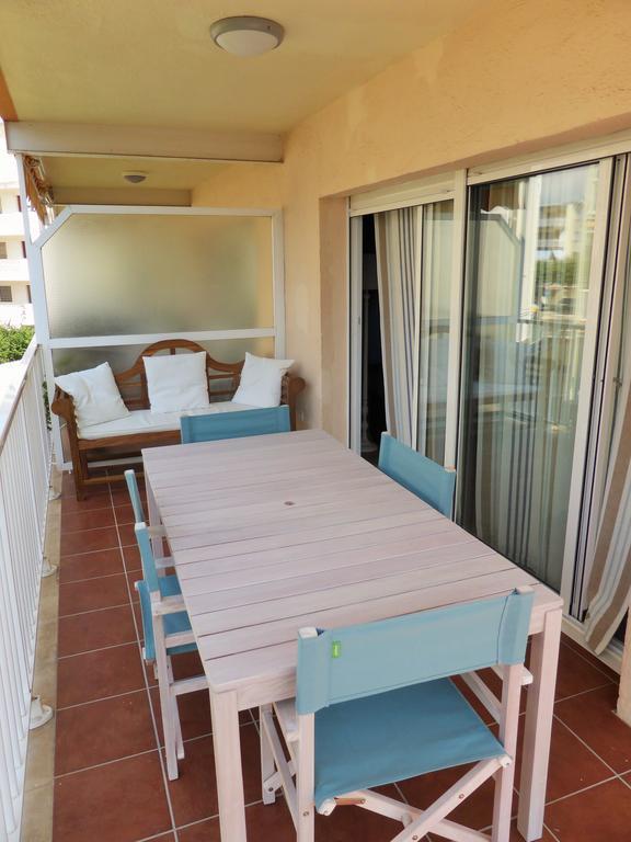 Mont-Roig Apartment Камбрильс Номер фото