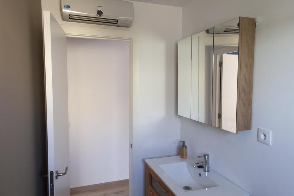 Mont-Roig Apartment Камбрильс Номер фото